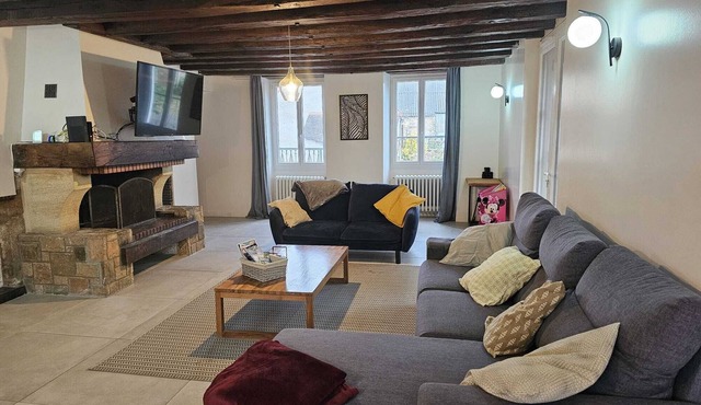 Family gîte 8 pers 10 min from the lake - 4 bedrooms