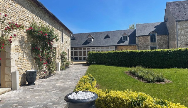 Family gite in the grounds of Château de Mazières