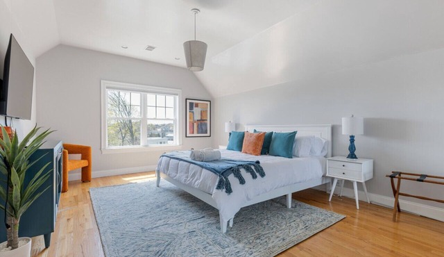 Family & Group Haven near Downtown Retreat