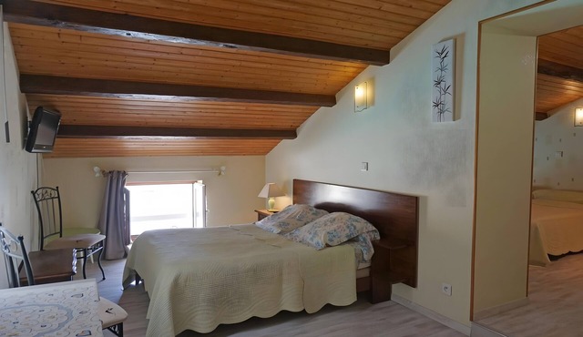 Family Guest Room Anis