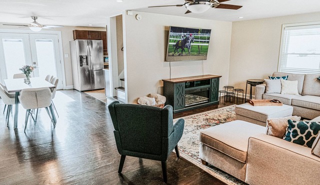 Family Hangout Spot - Yard + Fire Pit + Games