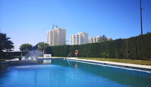 Family Holiday Apartment near the Port of Estepona