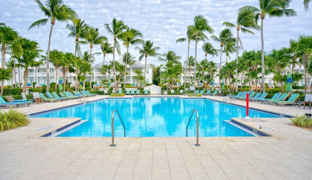 Family Holiday Escape - Indigo Reef 3BR Waterfront w/Pool, Dock & Gulf Views!