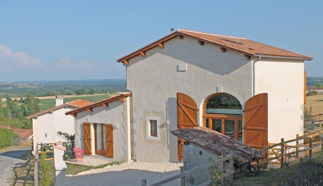 Family Holiday Hamlet - Heated Pools, Golf, Tennis, Creche, 10 mins to beach!