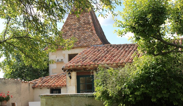 Family Holiday Hamlet - Heated Pools, Golf, Tennis, Creche, 10 mins to beach!