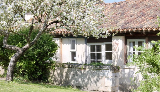 Family Holiday Hamlet - Heated Pools, Golf, Tennis, Creche, 10 mins to beach!