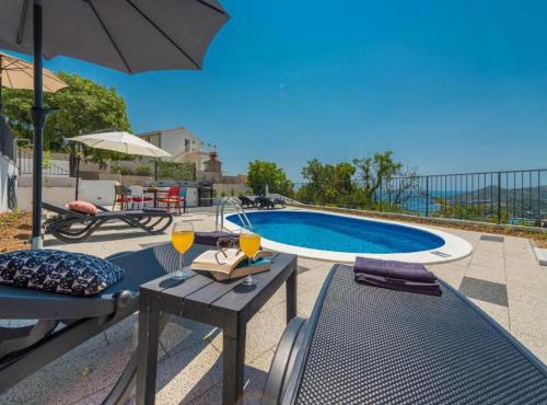 Family Holiday Home Nest