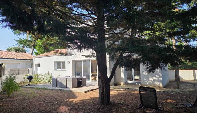 Family home near the ocean in Bretignolles-sur-Mer