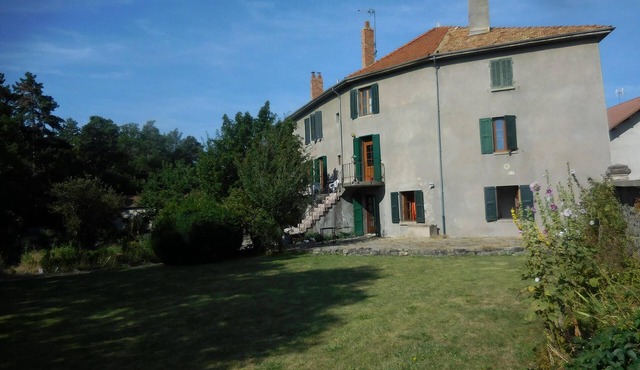 FAMILY HOME 15 persons