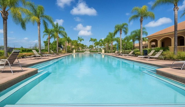 Family Home 20 min Disney - 4BR - Heated Pool - BBQ