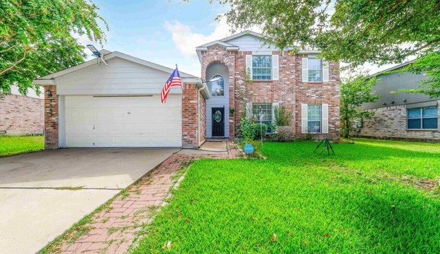 Family Home 4BR w/Bonus Room – Walk to Park
