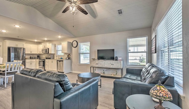 Family Home ~ 5 Mi to Downtown Little Rock!