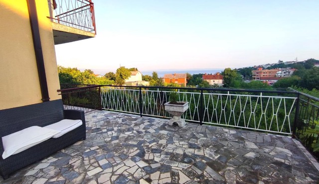 Family home apartman