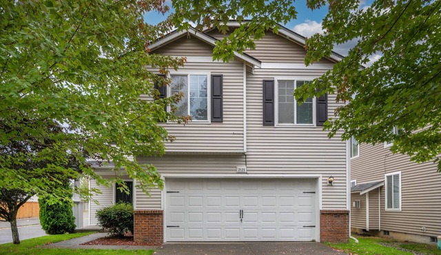 Family Home close to JBLM/PLU/MT RAINIER