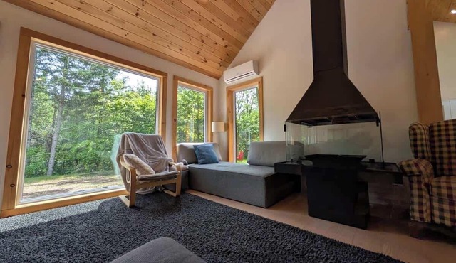 Family Home for 12 people | Spa & Fireplace | AC