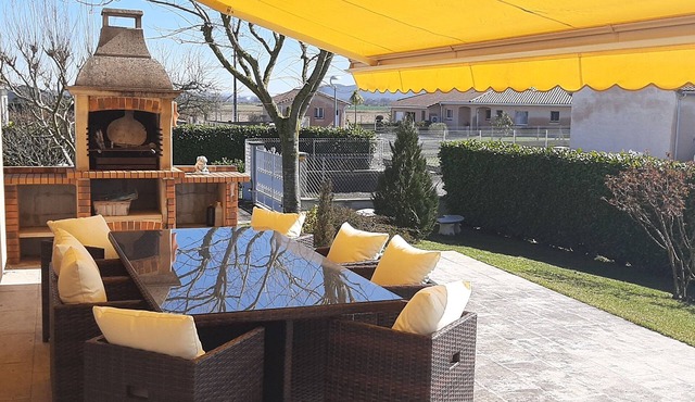Family home, view of the Pyrenees