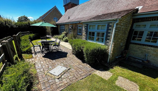 Family home-from-home cottage on working estate