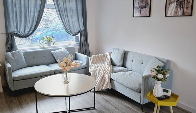 Family home in a quiet location and close to M2 and all routes