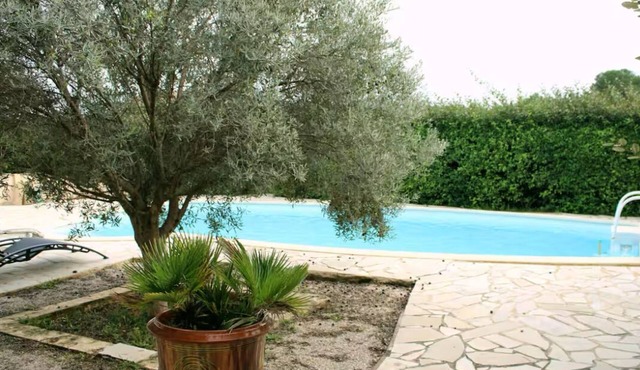 Family home in la motte en Provence 4 bedrooms/3 bathrooms/3 wc swimming pool
