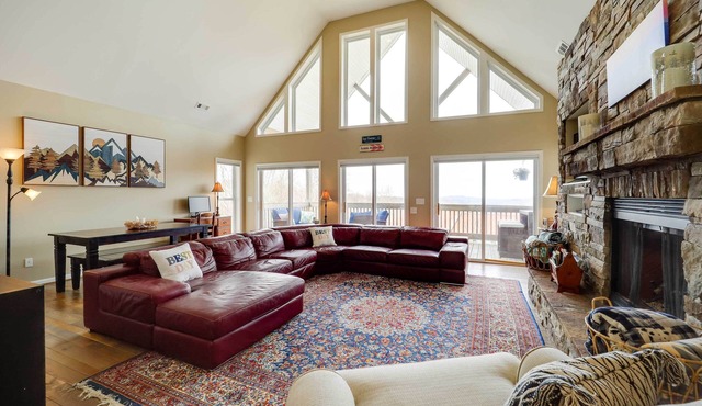 Family Home in Sugar Mtn w/Fire Pit & Game Room!