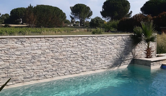 Family home in the middle of the vineyards