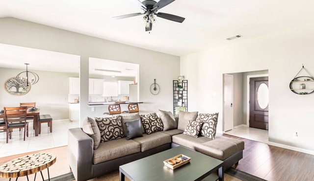 Family Home| Large Patio| Game Room| AT&T Stadium