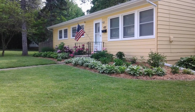 Family Home Near Downtown Valpo & University