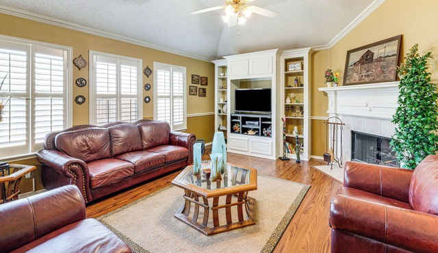 Family Home Near I-80 in Suburban Dallas Sidekick