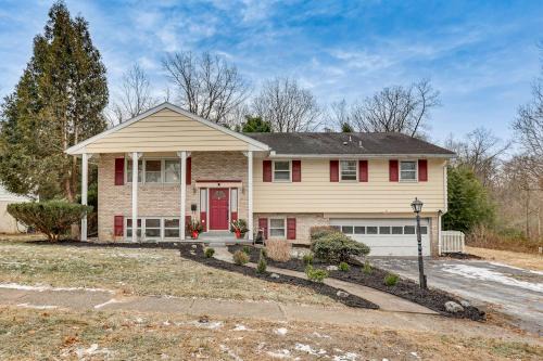 Family Home on Greenbelt, 4 Mi to Dtwn Harrisburg!
