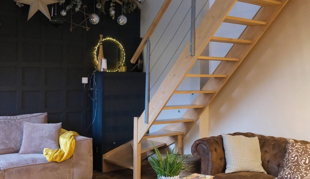 Family home, sleeps up to 16, Wellness area & games room
