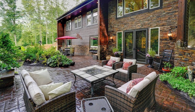 Family Home: Swim Spa, Patios, Grill + Fire Pit