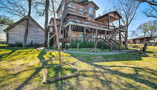 Family Home w/Boat Dock, Fire Pit + Balcony