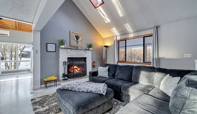 Family Home w/Hot Tub - 1 Mile to Lake, 10 miles to Ski