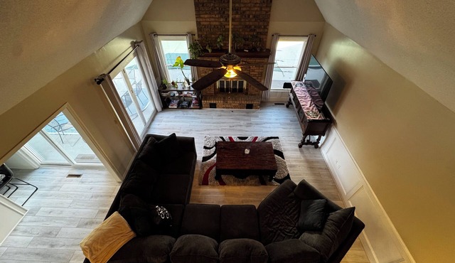 Family Home w/Pool & EV Charger