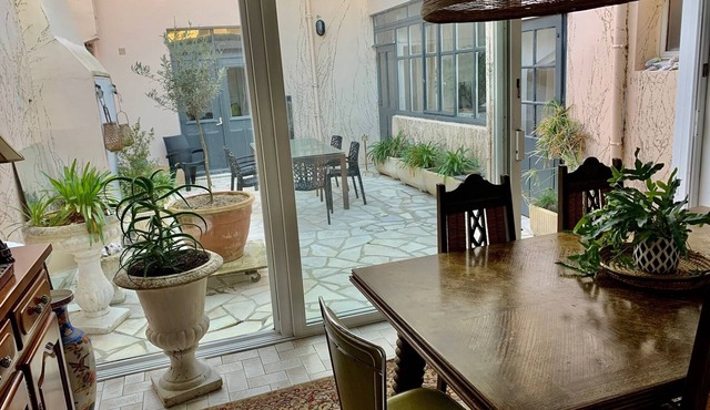 Family home with large games room, close to the sea