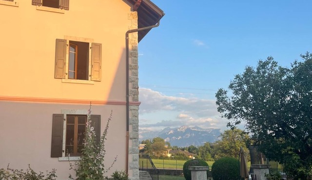 Family home with pool ideally located between Switzerland and Mont Blanc