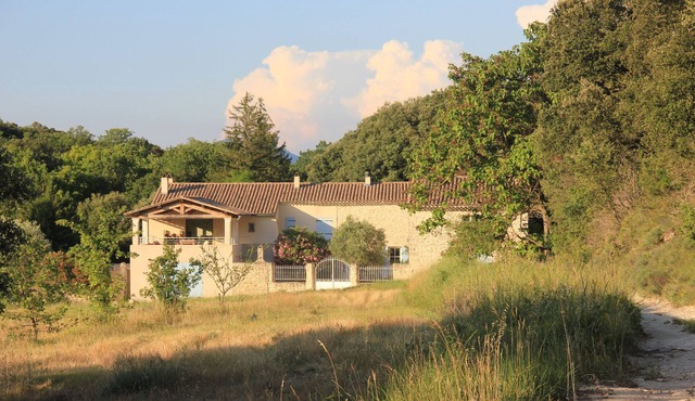 Family house Montségur-sur-Lauzon 12 people (8 adults)