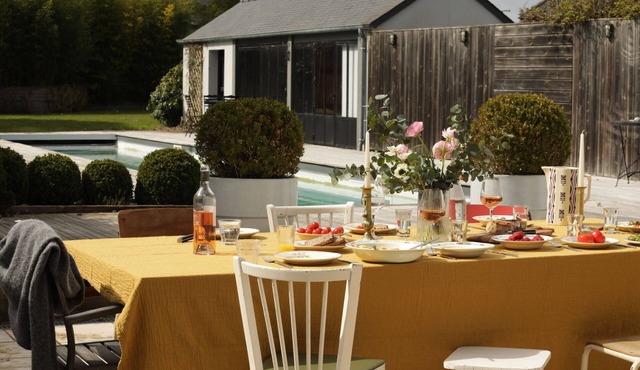 Family house with swimming pool and large garden in Saint Briac sur mer