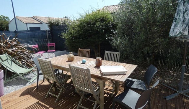 Family house near the sea, pets allowed, garden