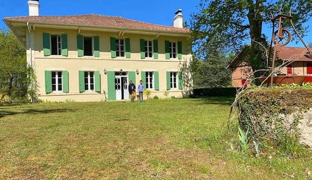 Family house in the forest and close to the ocean