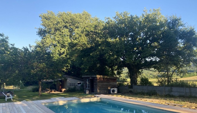 Family house with swimming pool - Burgundy