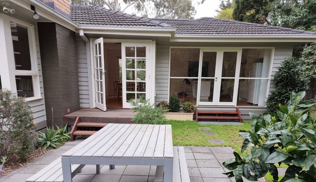 Family house, beautiful garden, quiet location