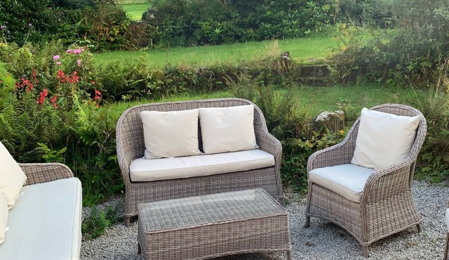 Family house in idyllic rural location, close to St Ives and stunning beaches.