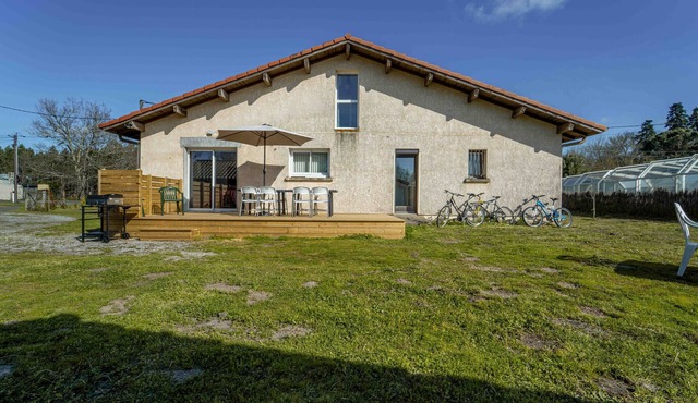 Family house in Mimizan for 12 ppl. between ocean, lake, and forest - Cleaning included