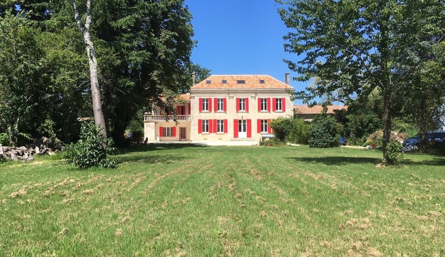 Family house in the heart of its vineyard