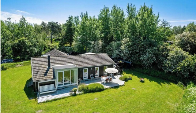 Family house in two homes at Fyns Head