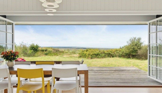 Family house with sea view in Svinkløv