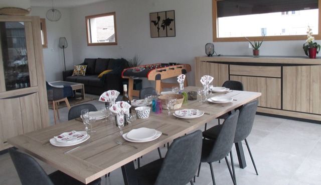 family house with garden between Doubs and Jura, near train station and all shops