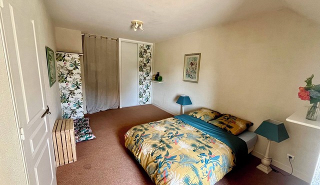 Family house with private jacuzzi, Near Saint Jacut beach, Lancieux, Dinard