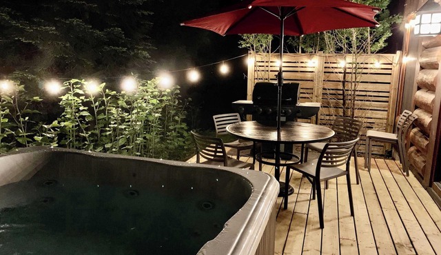 Family Lake Access Chalet w/Spa